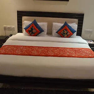 Hotel Klg International